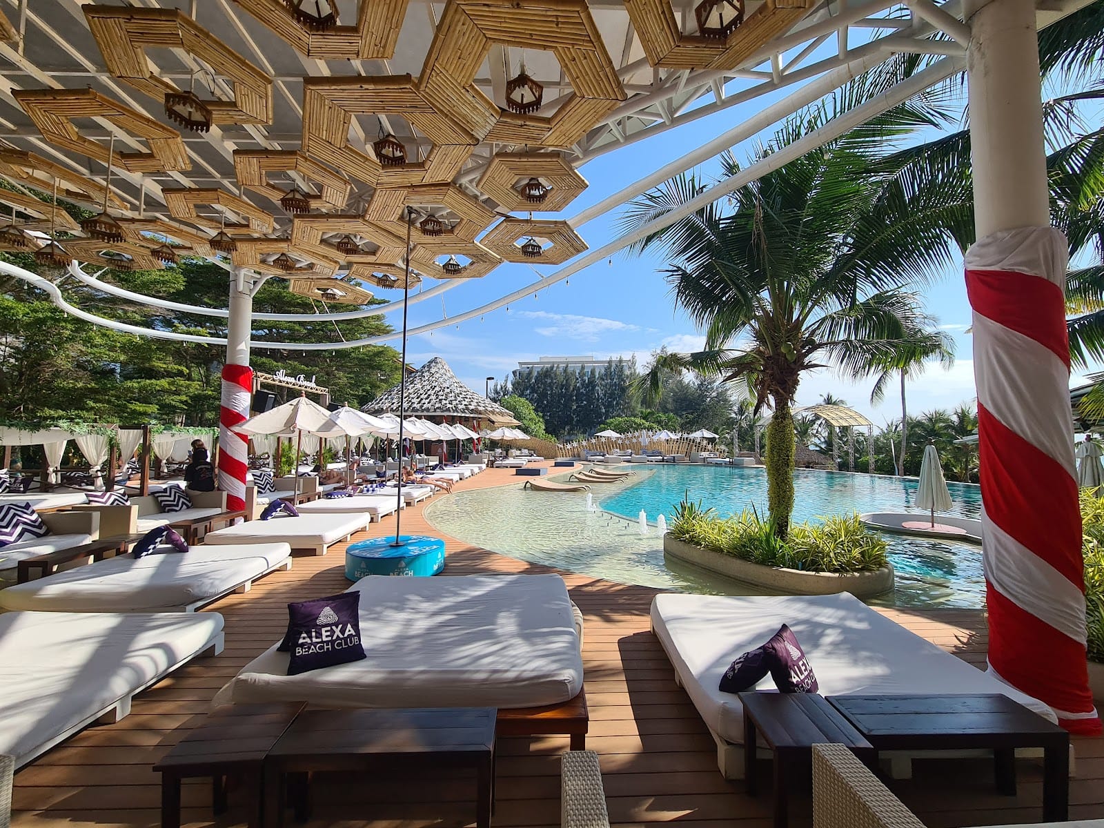 Alexa Beach Club Pattaya — Beaches & Beach Clubs in Na Chom Thian, Pattaya