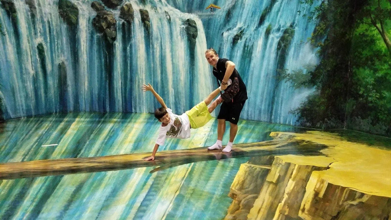 Art In Paradise Pattaya — Family & Kids in Pattaya, Pattaya