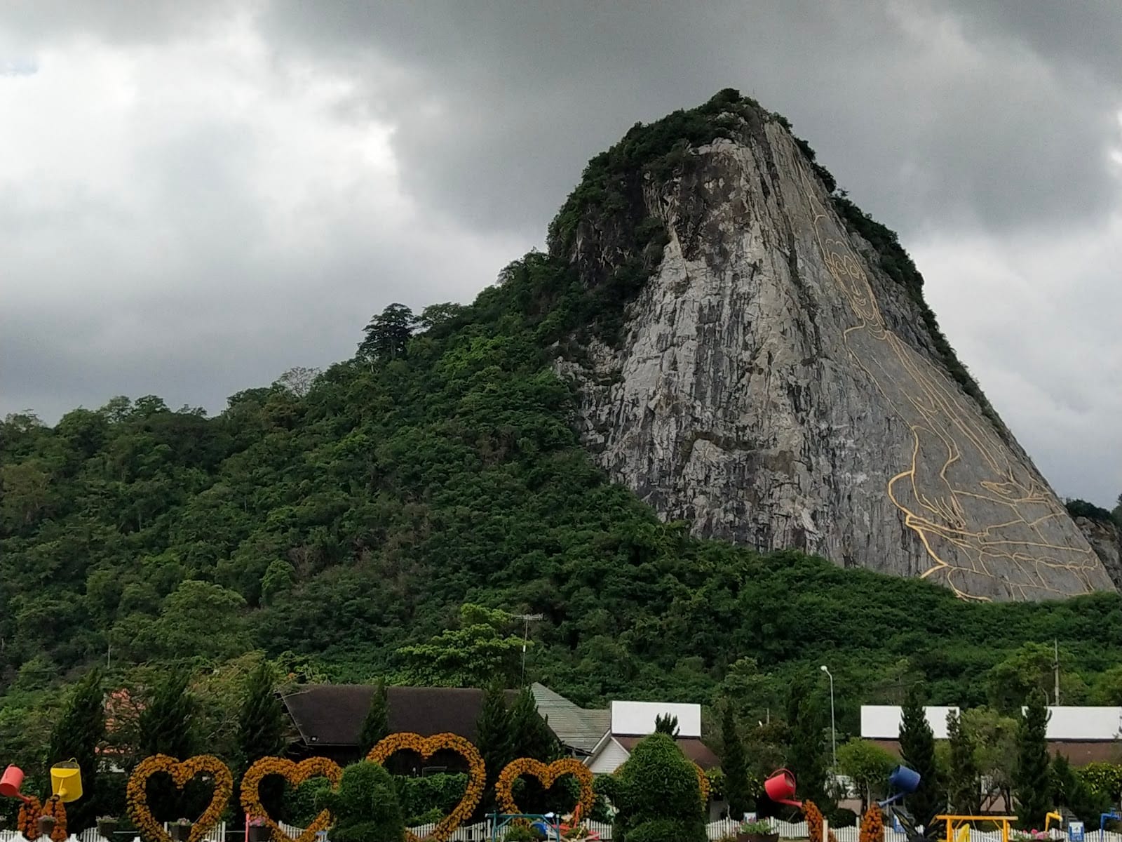 Buddha Mountain - Khao Chi Chan — Activities in Na Chom Thian, Pattaya