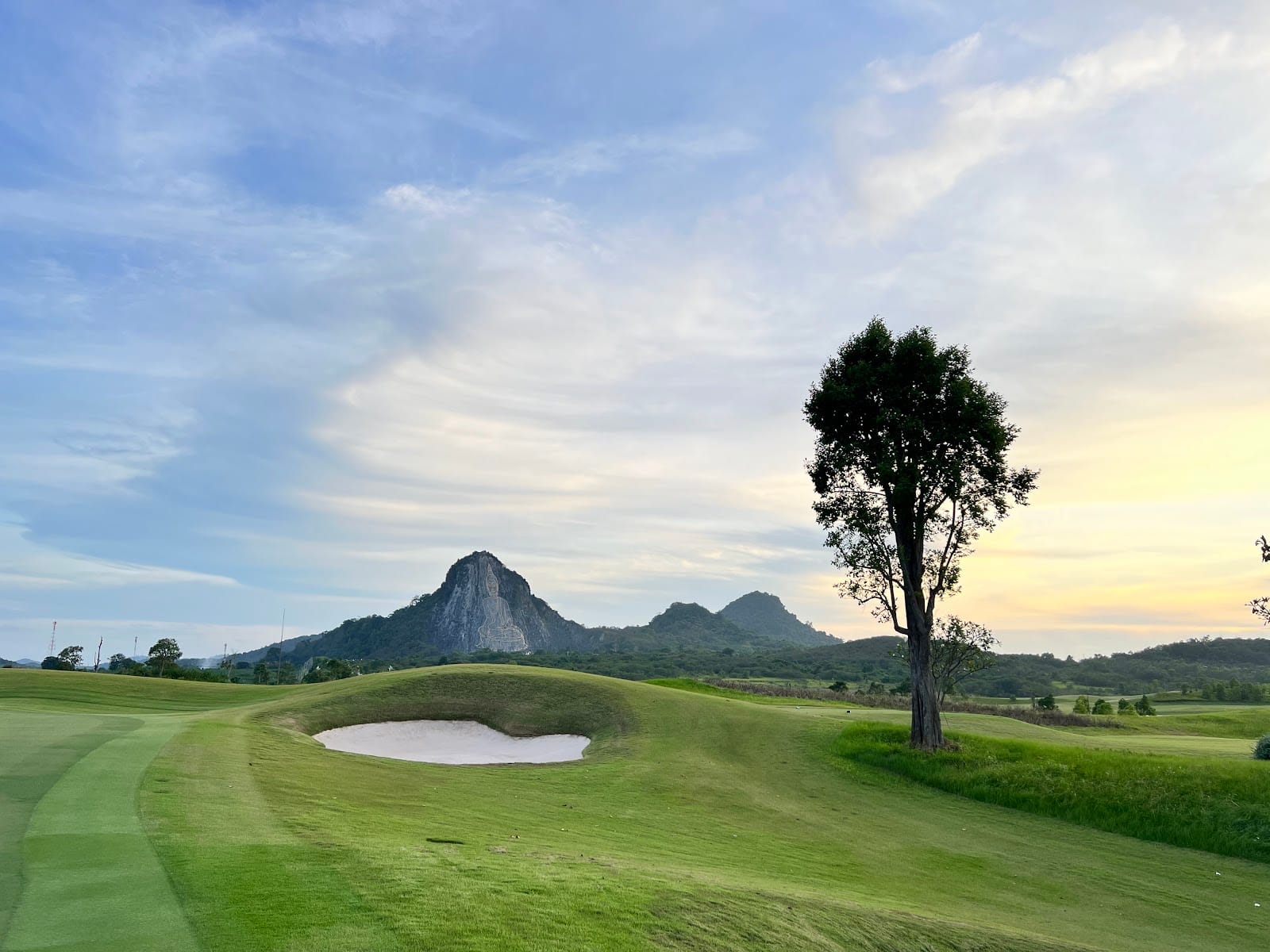Chee Chan Golf Resort — Activities in Na Chom Thian, Pattaya