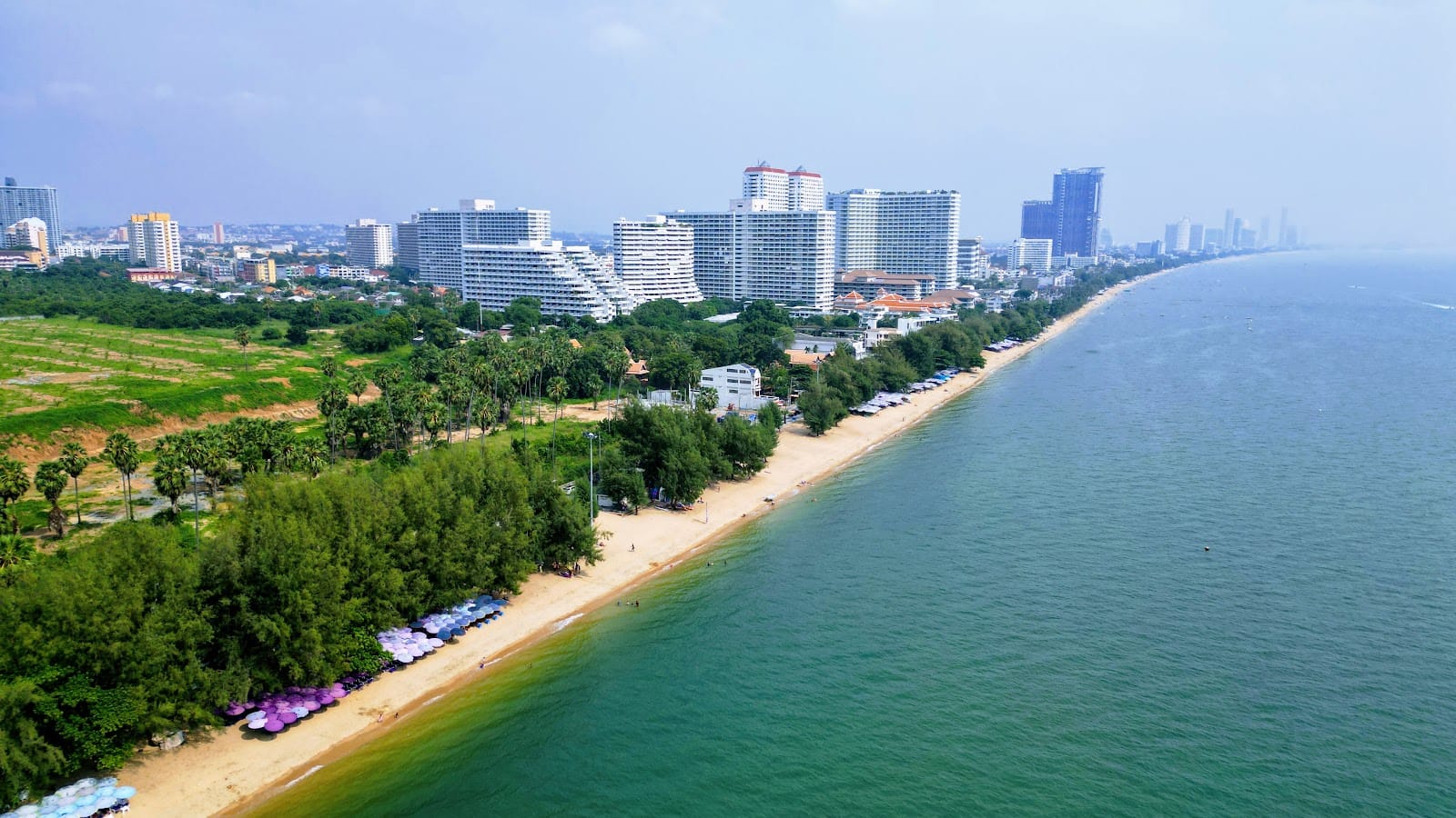 Dongtan Beach, Jomtien — Pattaya