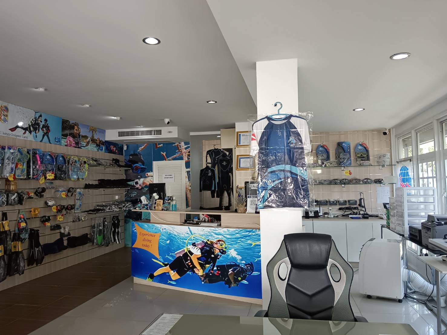 Jomtien Dive Center — Activities in Pattaya, Pattaya