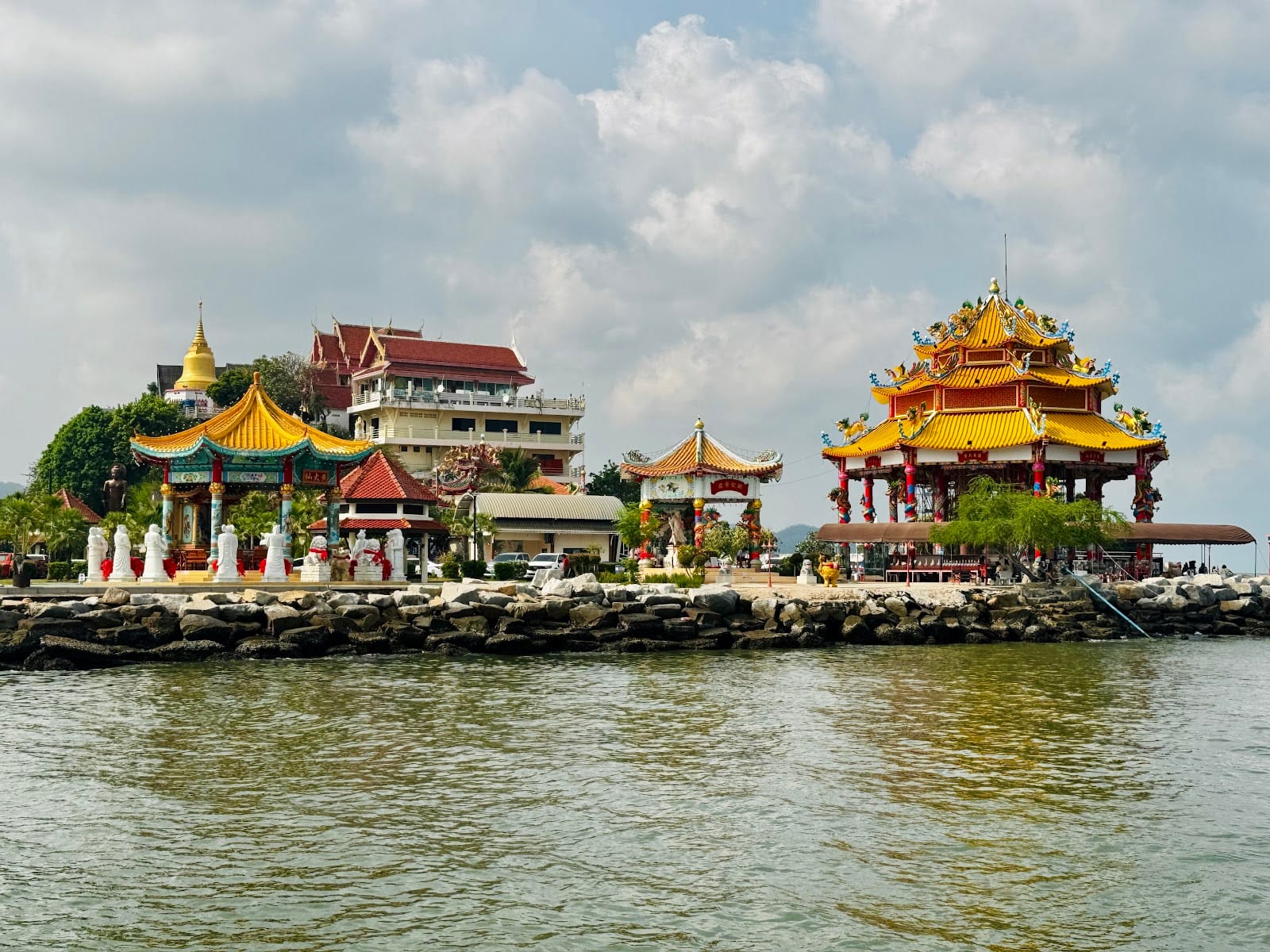 Ko Loi — Day Trips in Pattaya, Pattaya