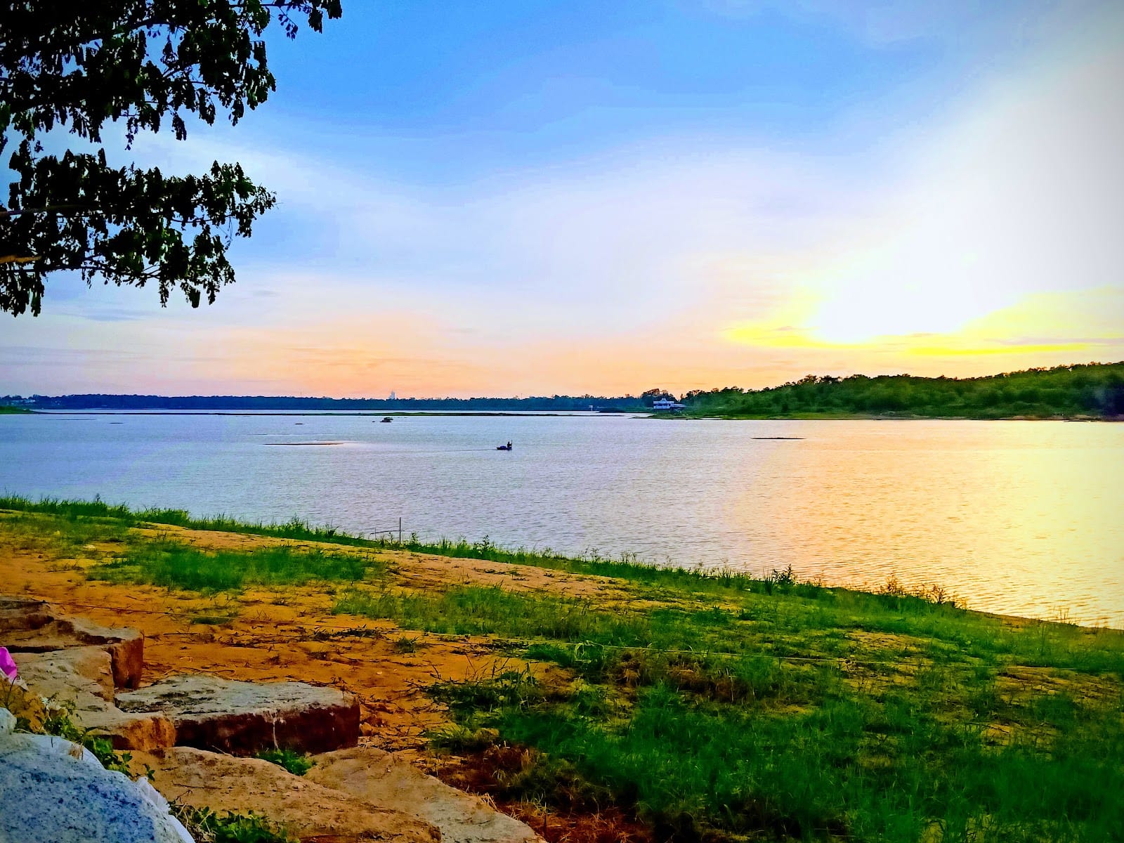 Mabprachan Lake — Activities in Pong, Pattaya