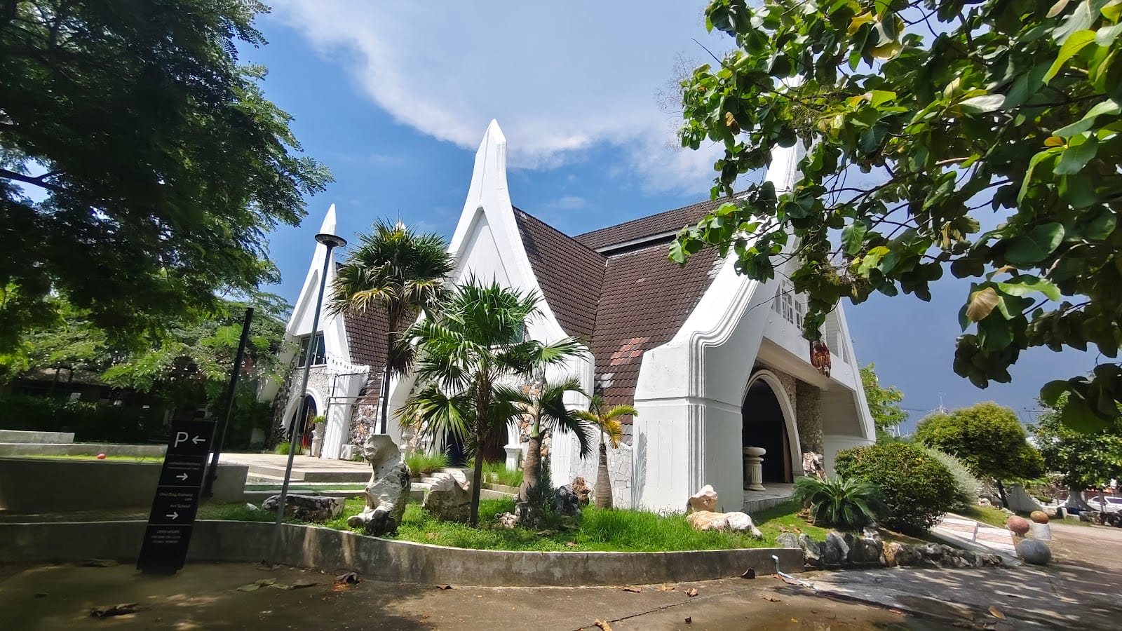 One Day Aesthetic Art Cafe — Eat & Drink in Pattaya, Pattaya