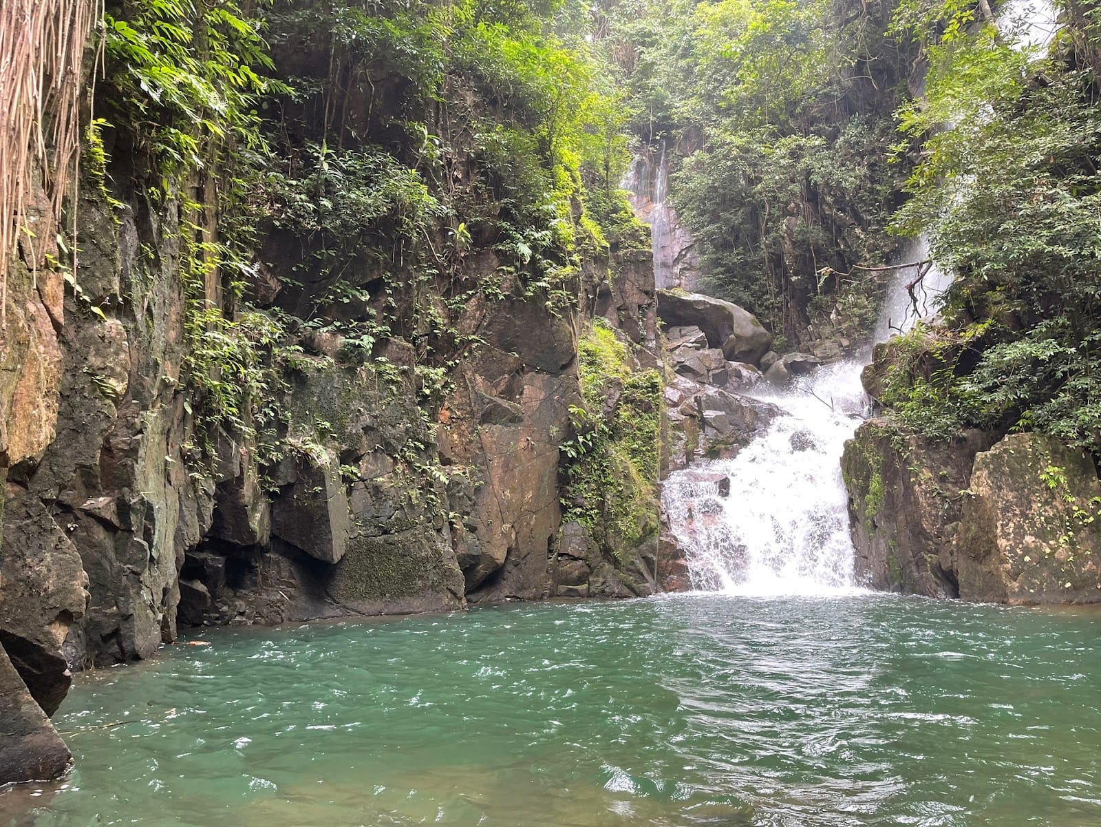 Phlio Waterfall National Park — Road Trips in Chanthaburi, Pattaya