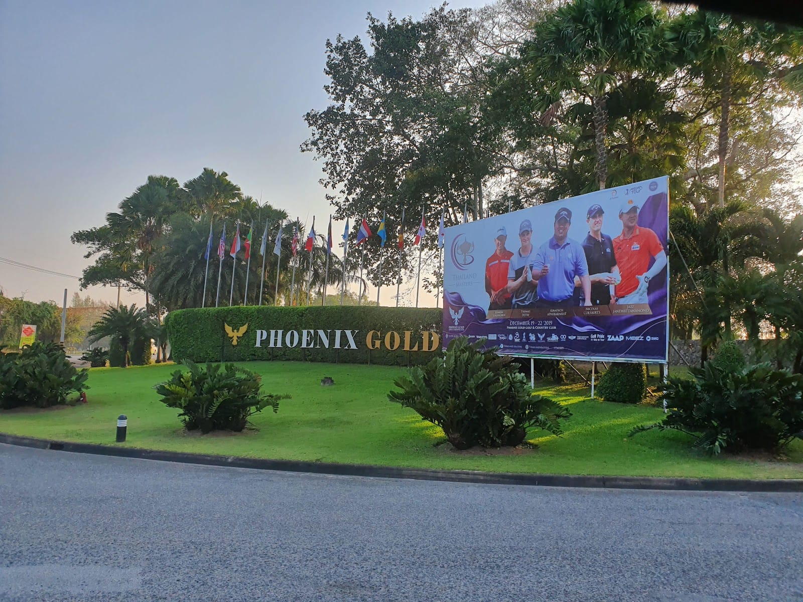 Phoenix Gold Golf & Country Club — Activities in Pattaya, Pattaya
