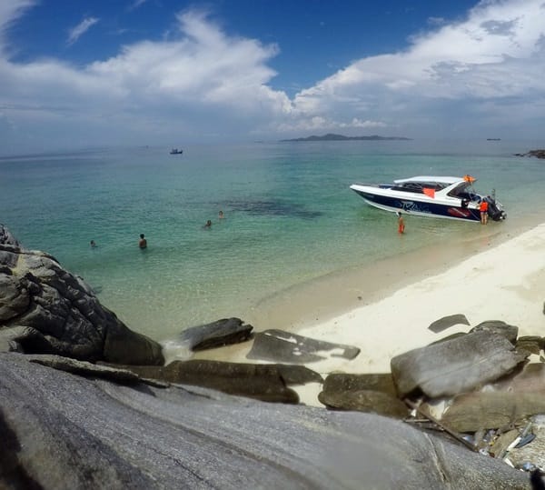 Real Divers Pattaya — Activities in Pattaya, Pattaya