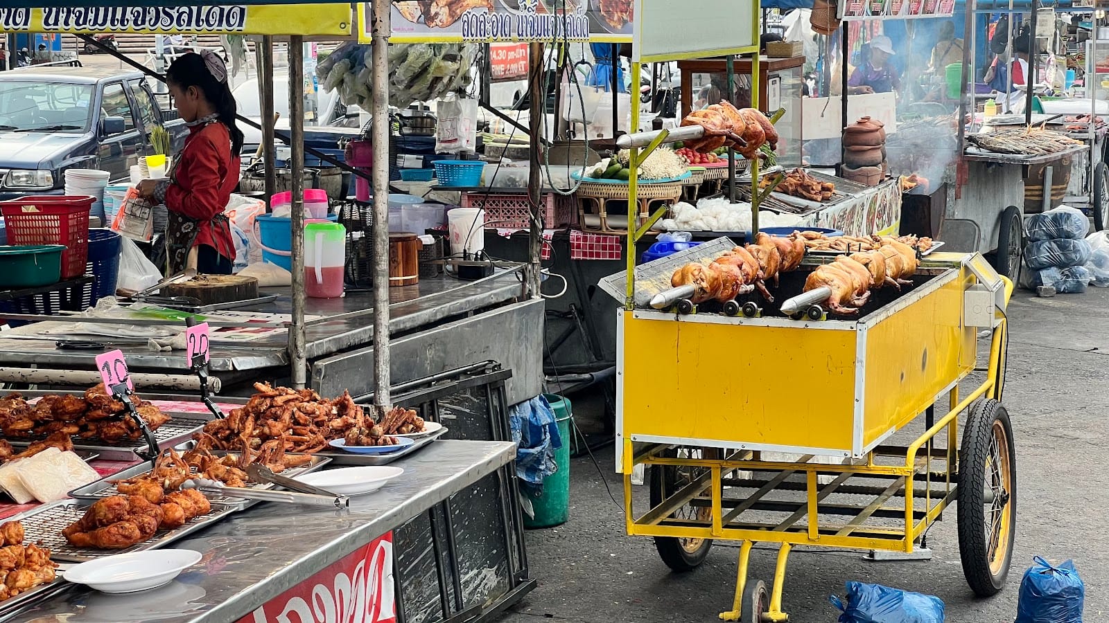 Rompho Market — Shopping in Pattaya, Pattaya