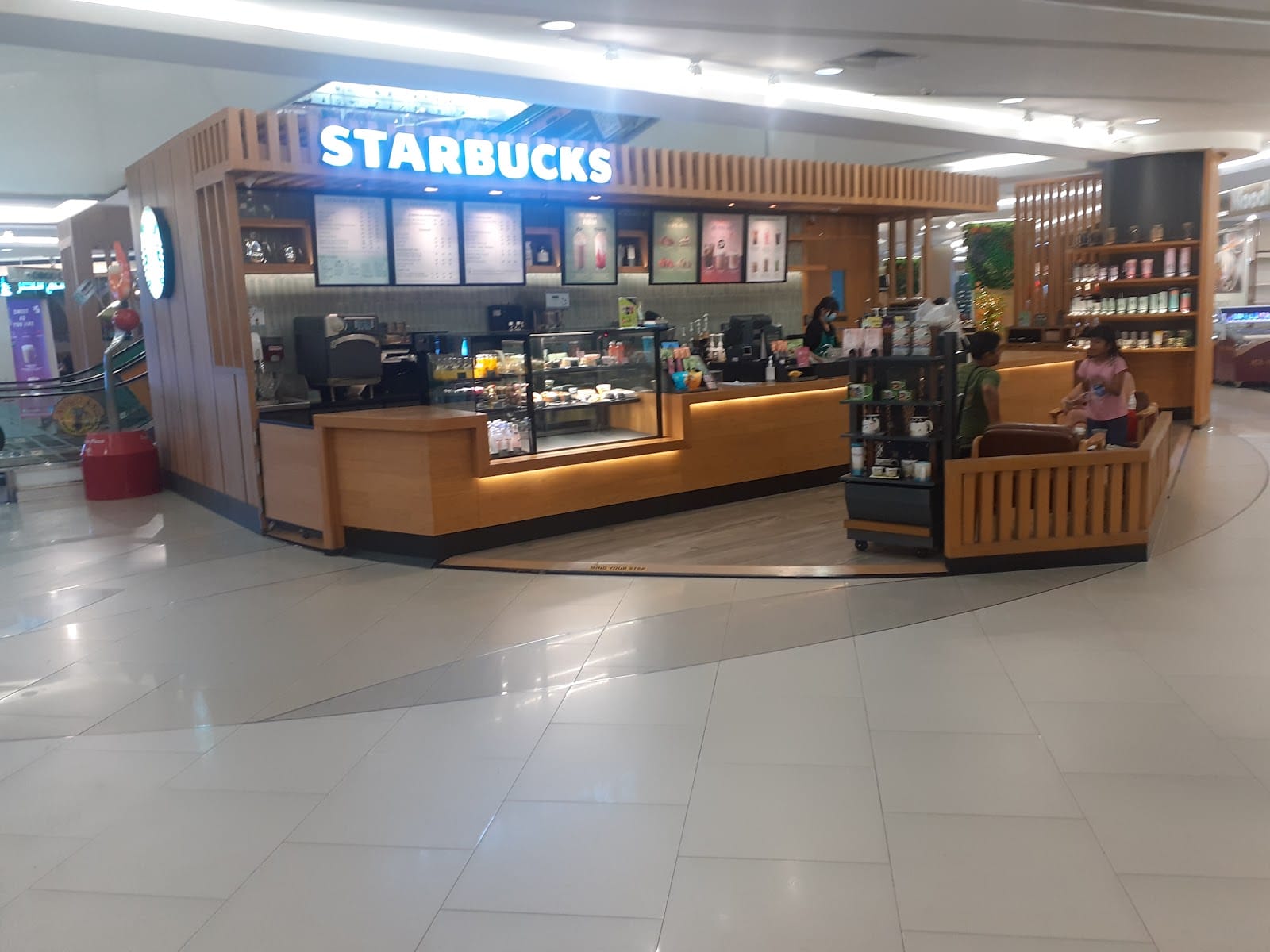 Royal Garden Plaza Pattaya, 1st Floor — Pattaya