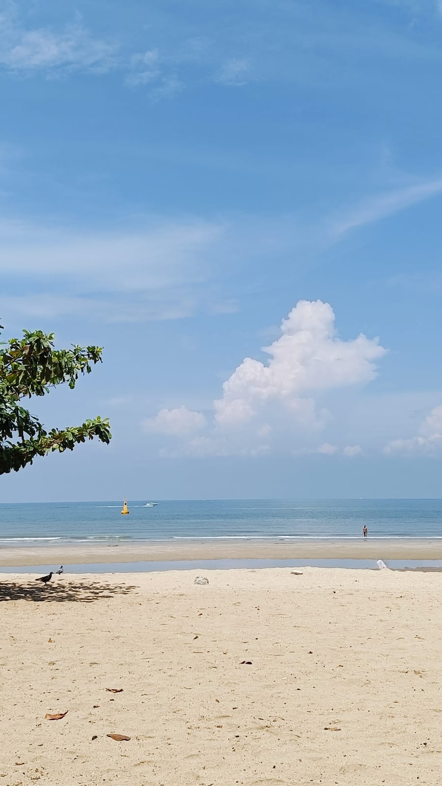 Yinyom Beach — Beaches & Beach Clubs in Pattaya, Pattaya